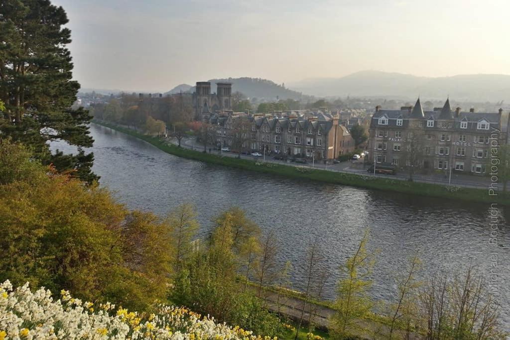 Loch Ness Apartments Inverness Esterno foto
